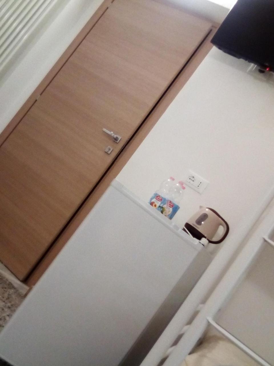 Bed and Breakfast Officina Urban Sleep Сан-Бенедетто-дель-Тронто Экстерьер фото
